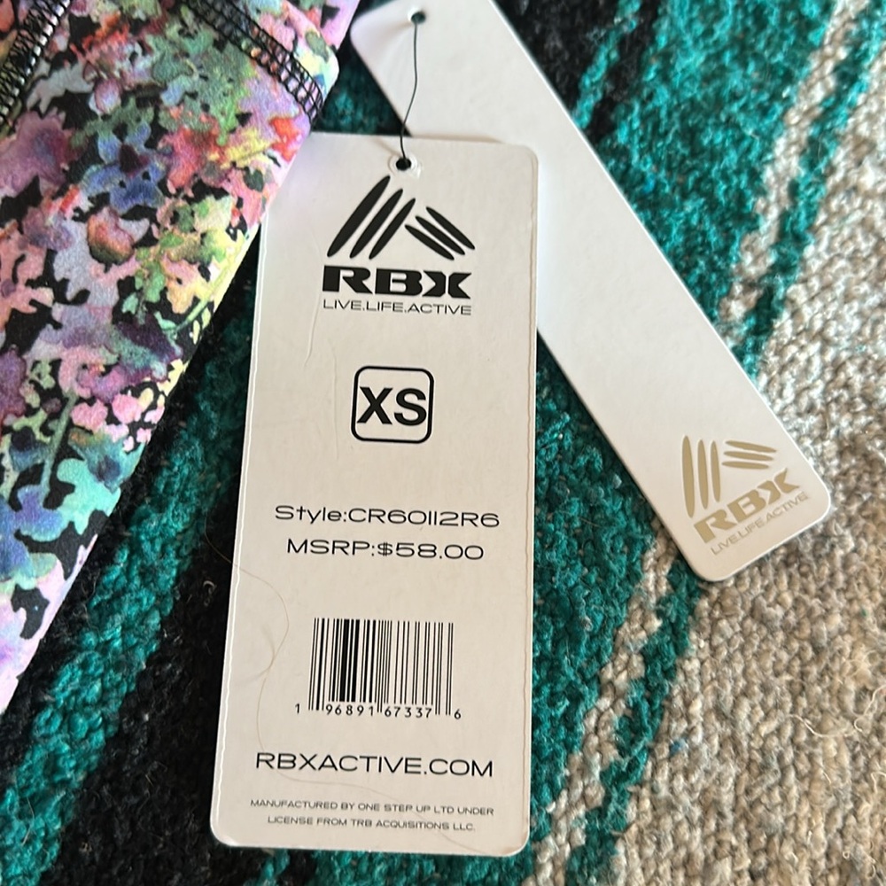 RBX *NWT* Women's Peached Tech Flex Floral Capri Leggings with Pockets - Picture 7 of 9